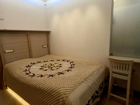 квартира за адресою Степана Бандери, 6