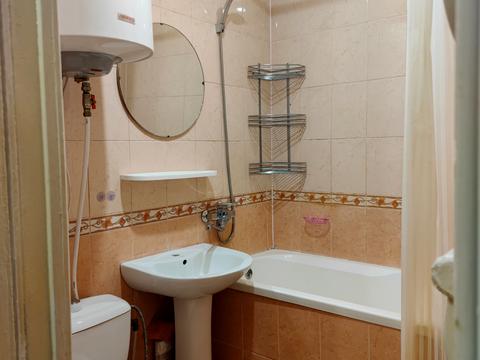 квартира за адресою Богдана Хмельницького просп. (Героїв Сталінграда), 12-Б