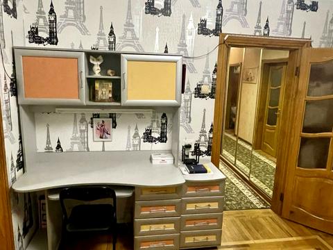 квартира по адресу Червоной Калины просп. (Владимира Маяковского), 74/9