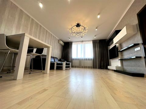 квартира за адресою Срібнокільська вул., 1