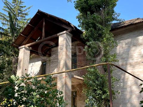 комерційна за адресою Міжпланетна вул., 6