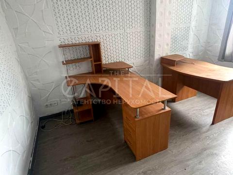комерційна за адресою Глибочицька вул., 16