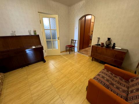 квартира за адресою Анни Ахматової вул., 6