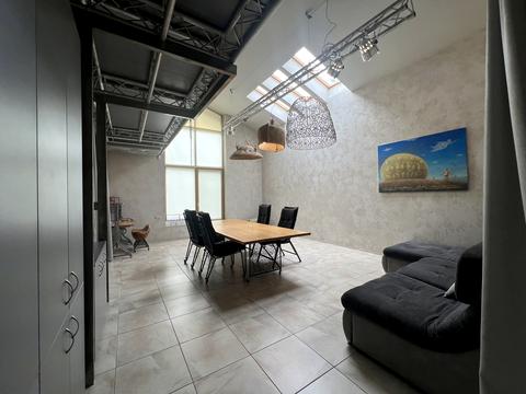 будинок за адресою Богатирська вул., 30а