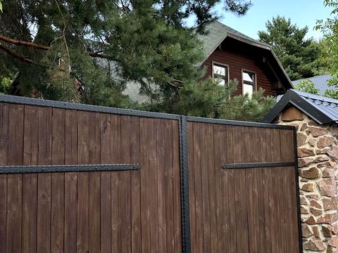 будинок за адресою Анатолія Солов'яненка вул.