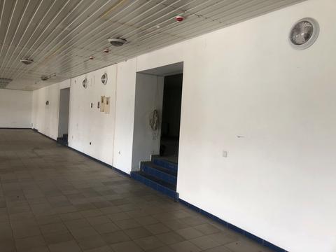 комерційна за адресою Залізнична вул., 3