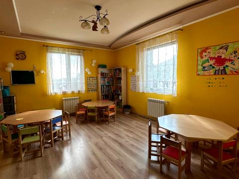 комерційна за адресою Андріївська, 27