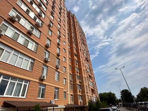 комерційна за адресою Жоботинского, 54/2