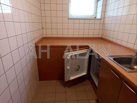 коммерческая по адресу Большая Васильковская ул. (Красноармейская), 9-2