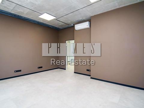 комерційна за адресою Джона Маккейна вул. (Івана Кудрі), 26