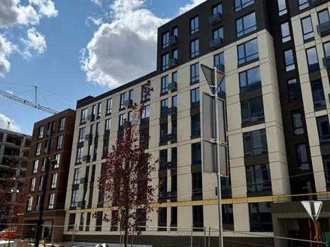 квартира по адресу Героев Майдана ул., 15