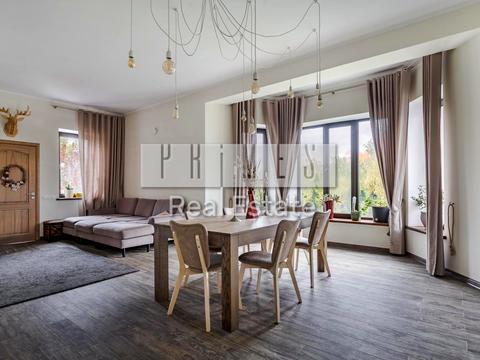 будинок за адресою Святкова вул., 13