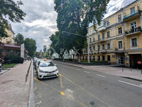 коммерческая по адресу Богдана Хмельницкого ул., 29
