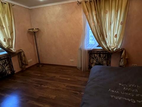 будинок за адресою Довга вул.