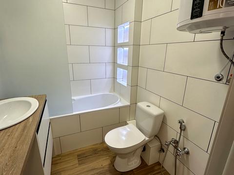 квартира за адресою Івана Білика вул. (Яблунева), 4