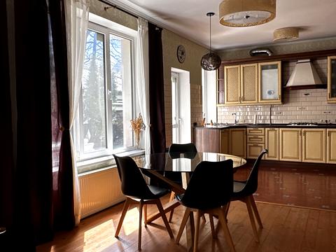 будинок за адресою Юрія Чабаха вул., 16