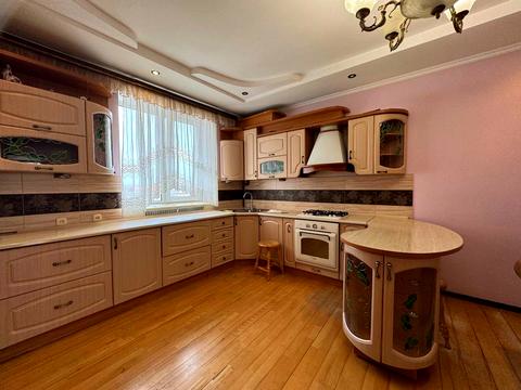 квартира за адресою Залізнична вул., 9а