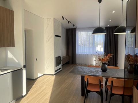 дом по адресу Київська