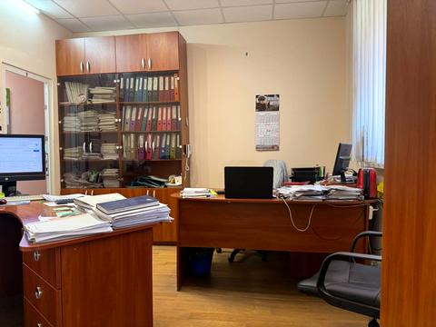 комерційна за адресою Завадського вул., 54