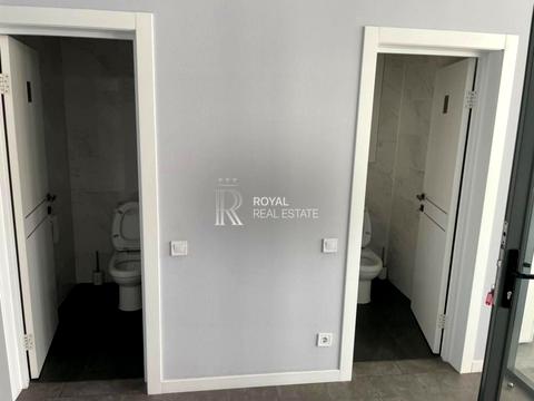комерційна за адресою Митрополита Василя Липківського вул. (Урицького), 8