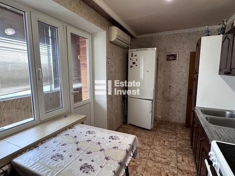 квартира за адресою Москалівська вул. (Жовтневої Революції), 7