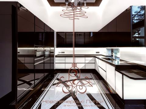 будинок за адресою Вишнева вул.