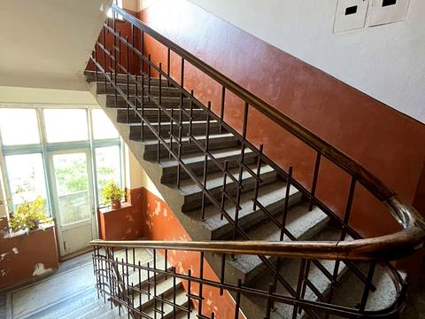 квартира за адресою Павла Чубинського вул. (Джамбула Джабаєва), 7