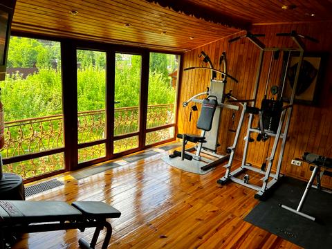 дом по адресу Хутірська