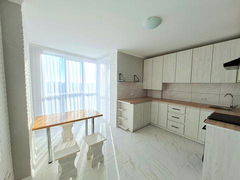 квартира за адресою Петра Батьківського вул., 14а