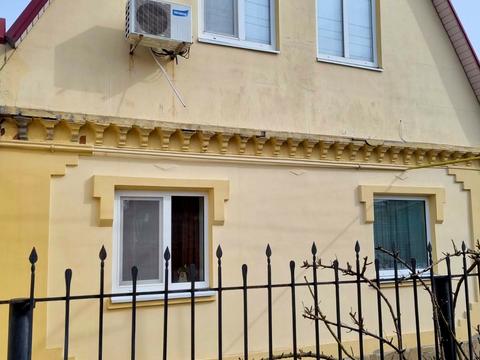 будинок за адресою Центральна