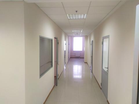 комерційна за адресою Загорівська вул. (Багговутівська), 23