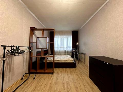 комната по адресу Богдана Хмельницкого просп. (Героев Сталинграда), 142