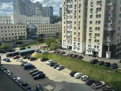 квартира за адресою Андрія Верхогляда вул. (Михайла Драгомирова), 14-А