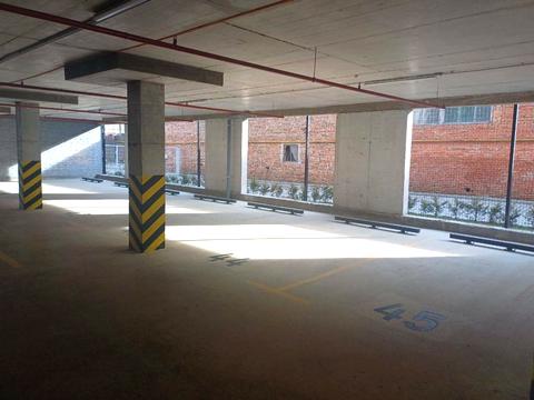 паркомісце за адресою Юліана Пелеша вул., 4