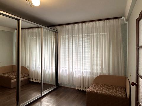 квартира за адресою Зодчих вул., 28