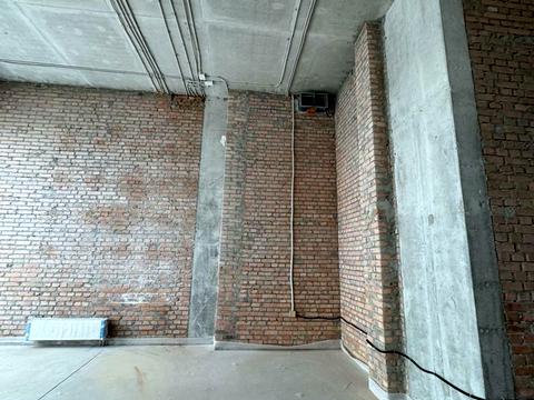 комерційна за адресою Набережно-Хрещатицька вул., 21