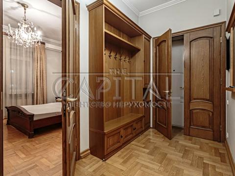 комерційна за адресою Саксаганського вул., 29