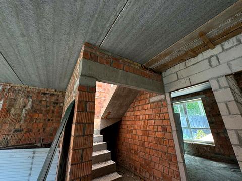будинок за адресою Українська вул.