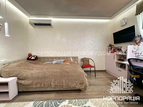квартира по адресу Олександра Хіри ул., 5
