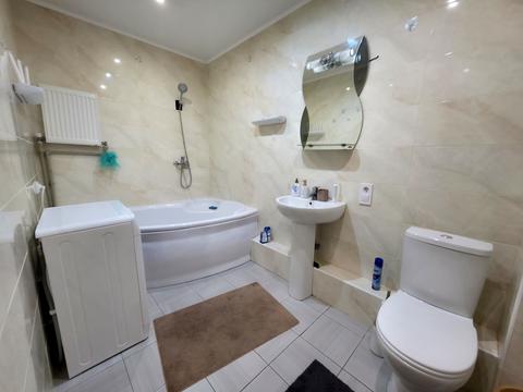 квартира за адресою Михайла Лушпи просп., 5