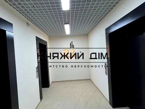 квартира за адресою Дніпровська набережна вул., 17-К