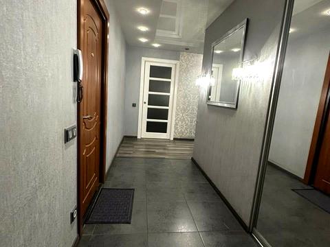 квартира за адресою Коллонтая вул., 2