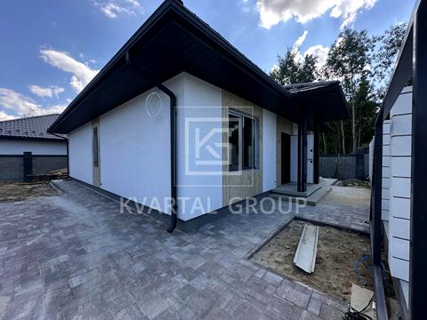 будинок за адресою Успішна, 47д