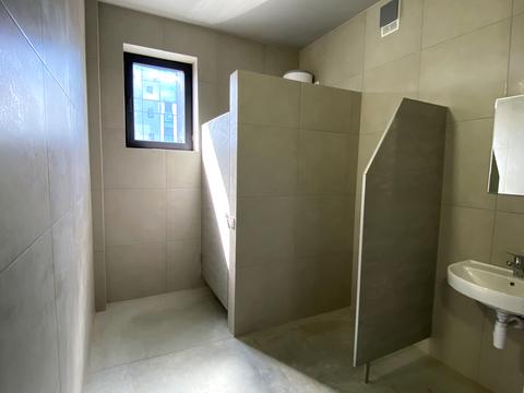комерційна за адресою Городоцька вул., 300
