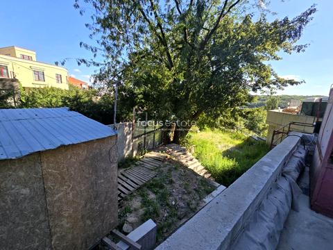 комерційна за адресою Звіринецька вул., 70-А