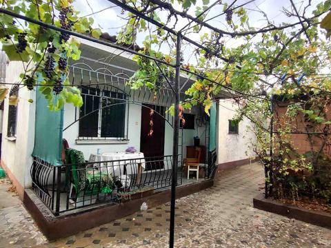 будинок за адресою Гладкова, 1