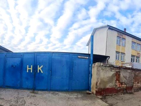 комерційна за адресою Заводська вул., 19а