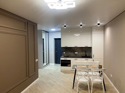 квартира за адресою Дніпровська набережна вул., 15-К