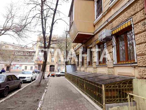 комерційна за адресою Успенська вул. (Чичерина), 119