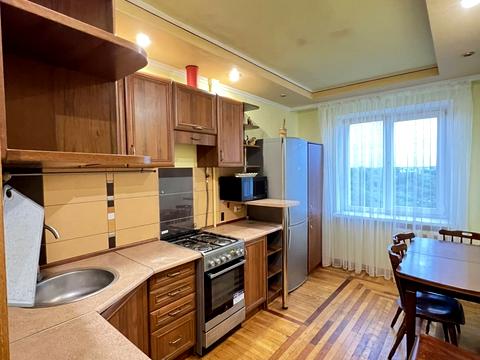 квартира по адресу Червоной Калины просп., 133